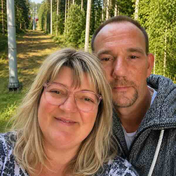 Profilbillede af Dorthe og Ivan der ejer webshoppen