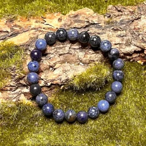 Dumortierit krystalarmb�nd 8mm � Bl� krystal til fokus, ro og struktur � 16-17,5 cm