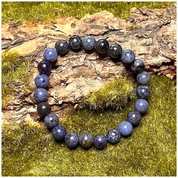 Dumortierit krystalarmb�nd 8mm � Bl� krystal til fokus, ro og struktur � 16-17,5 cm