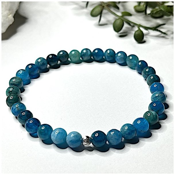 Krystal armbnd | Bl apatit | forslvet charm | Ml 17 - 20 cm