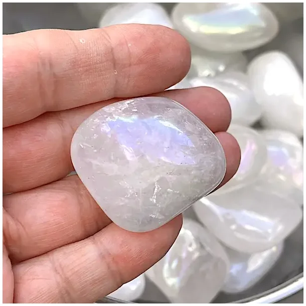 Pearl Aura Quartz (Perle Aura Kvarts) 3�4 cm � smuk regnbuekrystal til energi og aura