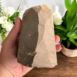 Smuk og unik druzy ametystklynge  670 g r krystal fra Uruguay 11,3 x 8 cm