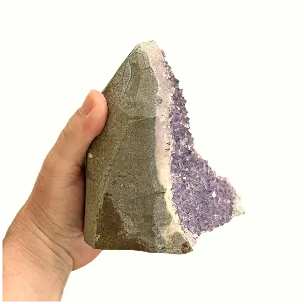 Smuk og unik druzy ametystklynge  1405 g r krystal fra Uruguay 12,6 x 9,5 cm