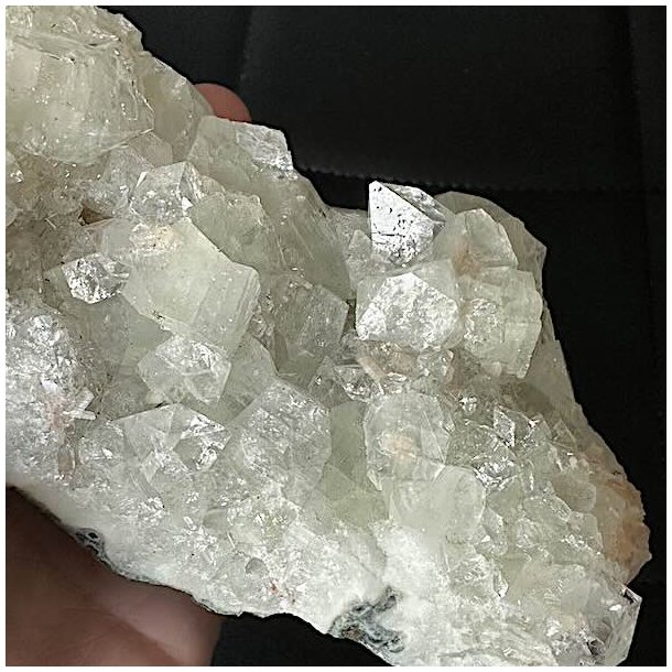 Apophyllit med Stilbit p� Chalcedon 674 g - Unika Krystal fra Indien