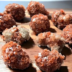 Aragonit klynger,  Ml 5-6 cm i dia.