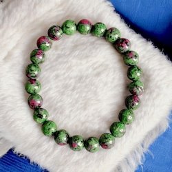 Krystal armb�nd | Rubin Zoisit | Stenperler 8 mm | M�l 16 - 18 cm