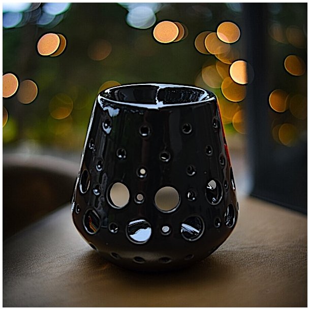 LOOB Aromalampe i Sort Keramik � 9x9 cm