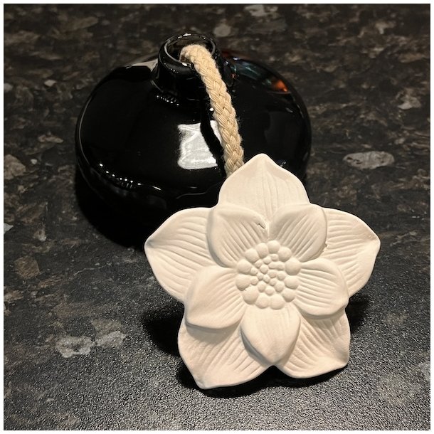 Narcisse Aromadiffuser i sort Keramik � Elegance og Duft