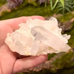 Smuk bjergkrystalklynge 8,3 x 6,8 cm - eksklusiv klar krystal af hj kvalitet 145g