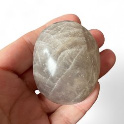 Bl� Rosenkvarts Palmstone, H�ndsten, M�l 5,6 x 4,5 cm