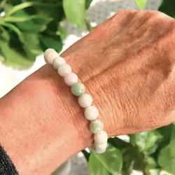 Burmesisk jadearmbnd 1618 cm  ro, held og spirituel beskyttelse i n sten