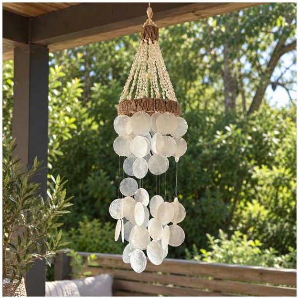 H�ndlavet vindspil med Capiz-skaller- boho hanger 60 cm