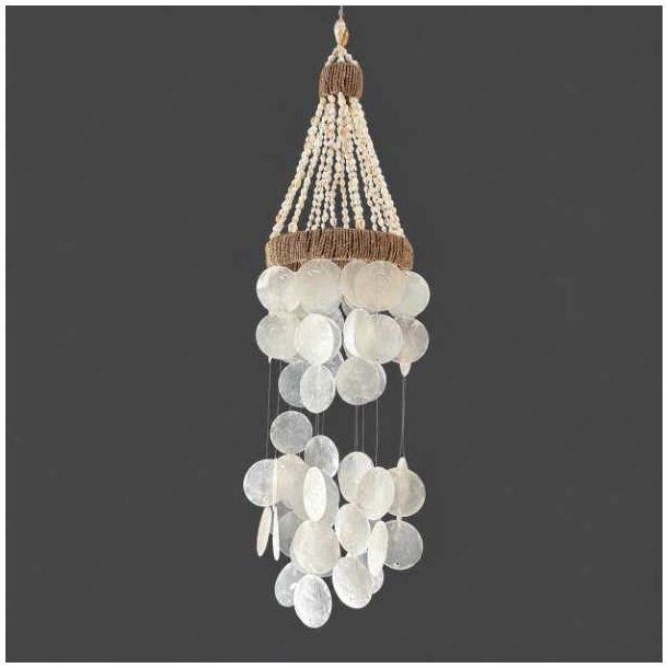 H�ndlavet vindspil med Capiz-skaller- boho hanger 60 cm