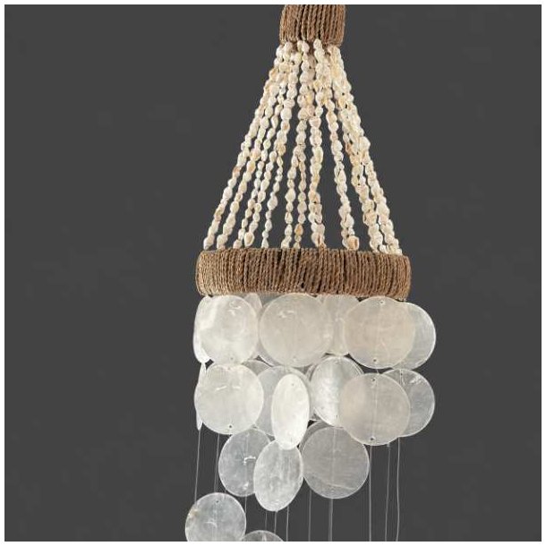 H�ndlavet vindspil med Capiz-skaller- boho hanger 60 cm