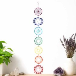 7 chakra oph�ng som farverig v�gdekoration i moderne hjem