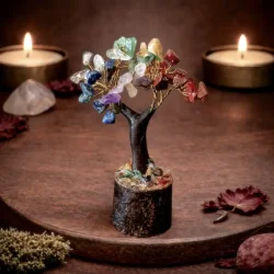 7 chakra tr� med �gte krystaller og spirituel energi 12 x 8 cm