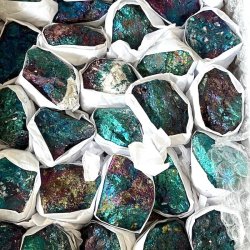 R Chalcopyrit | Pfuglesten | Ml 4 - 5 cm