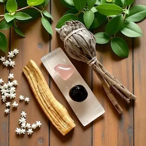 Energirensnings og beskyttelseskit for positiv energi og �ndelig beskyttelse