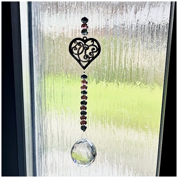 Feng Shui hjertehanger med glasprismer 40 cm  harmoni, krlighed og lys i hjemmet
