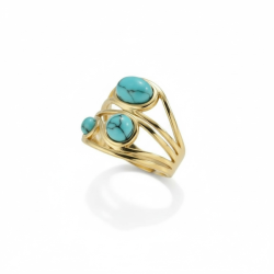 Forgyldt justerbar ring med tre bl� howlit-sten i elegant organisk design