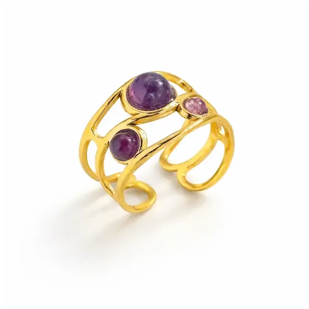 Forgyldt justerbar ametyst ring � spirituelt og elegant design med feminin energi