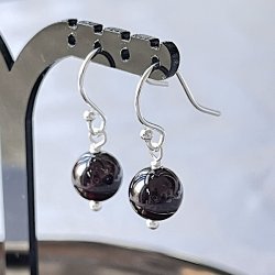 Granat �reringe i sterling s�lv | l�ngde 2,5 cm