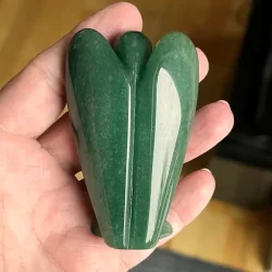 Gr�n aventurin engel 7,5 cm i ekstra fin kvalitet � one of a kind krystalengel