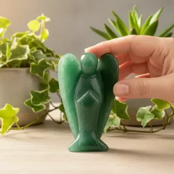 Gr�n aventurin engel 7,5 cm i ekstra fin kvalitet � one of a kind krystalengel