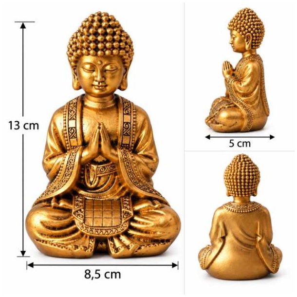 Produktbillede af lille guldfarvet Buddha figur set fra flere vinkler med m�lene 13 cm i h�jden, 8,5 cm i bredden og 5 cm i dybden.