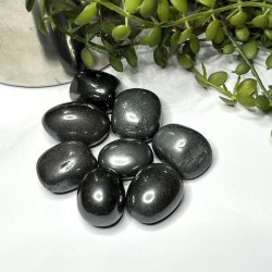 Hmatit | lommesten | ovale | Ml 2,5 - 3 cm