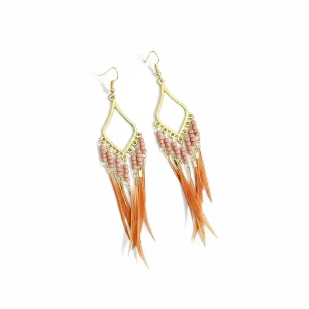 Smukke hndlavede spirituelle boheme reringe med gte fjer og perler, ml 10 cm