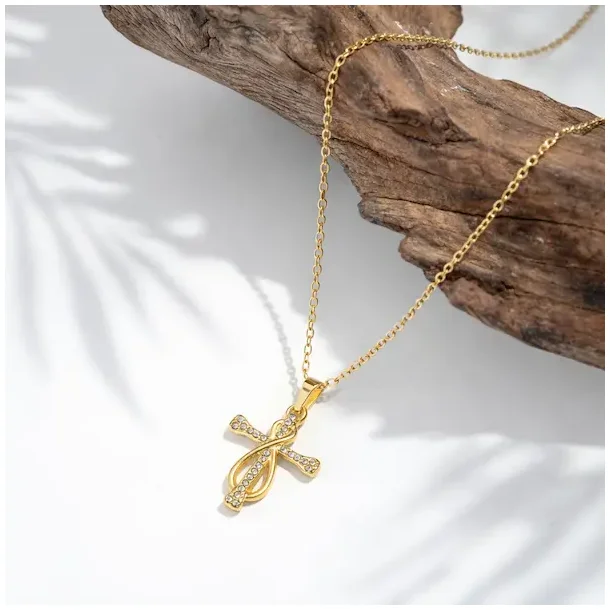 Forgyldt kors halsk�de med infinity rustfrit st�l 45 cm 2x3,5 cm