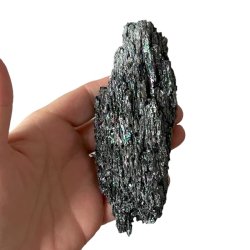 Unik Heksekost (Siliciumcarbid) � En Energetisk Krystal | M�l: 12,3 x 4,7 cm | 148 g 