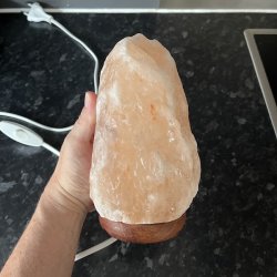 Himalayasalt lamper, v�gt 1,5 - 2 kg, 18 - 20 cm