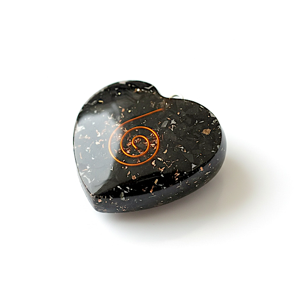 Orgonit hjerte vedh�ng med shungit til energibeskyttelse og indre balance