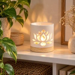 Keramisk aromalampe i hvid som spirituel boligindretning