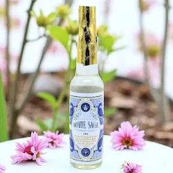 White Sage Cleansing Water 221 ml  rensende vand med hvid salvie til aura og hjem