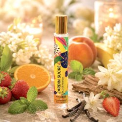Jardin Sucr� Eau de Parfum 30 ml omgivet af appelsin, jordb�r, jasmin, vanilje og gr�nne noter.
