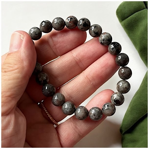 Krystal armbnd i Yooperlite | fluorescerende | 9 mm stenperler | Ml 16-17,5 cm