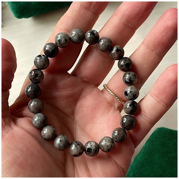 Krystal armbnd i Yooperlite | fluorescerende | 9 mm stenperler | Ml 16-17,5 cm