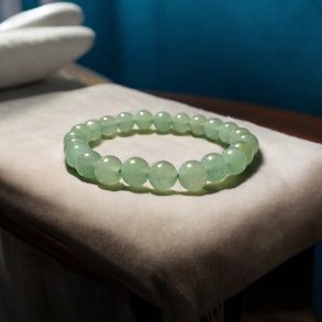 Grn Aventurin Krystalarmbnd  10 mm Perler, 16,5-18 cm