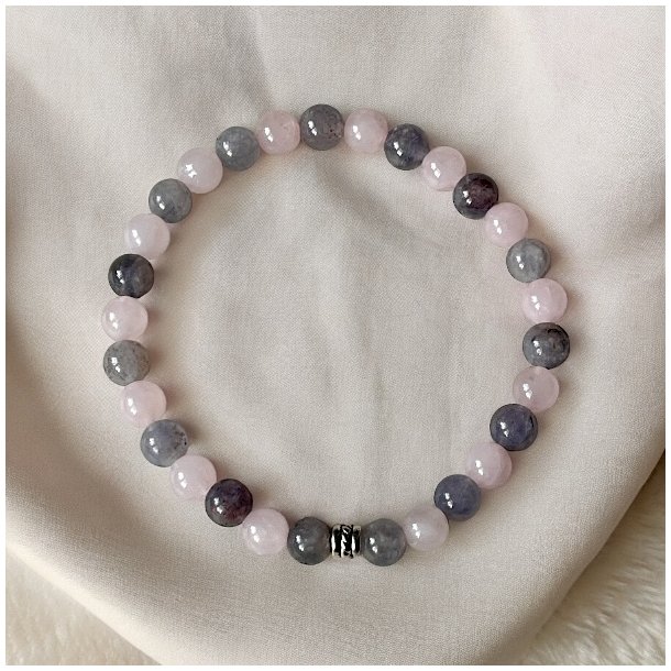 Krystal armb�nd for styrke og balance | 6 mm stenperler | M�l 15,5 - 16,5 cm
