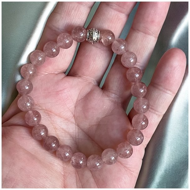 Krystal armb�nd | jordb�rkvarts | 9 mm. stenperler | M�l 16,5 - 18 cm