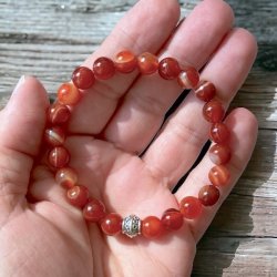Krystal armb�nd | karneol | 8 mm. stenperler | Charm | M�l 16 - 19 cm