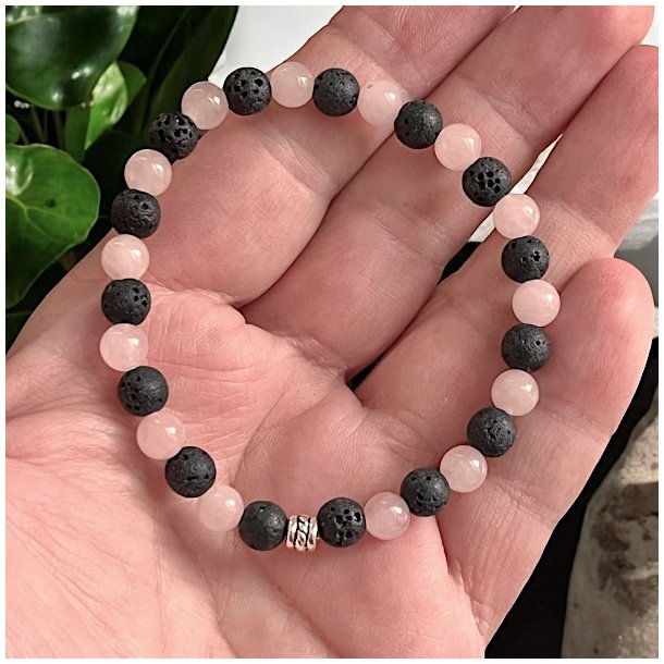 Krystal armbnd m. rosenkvarts og lavasten | 6 mm stenperler | Ml 16 - 17 cm