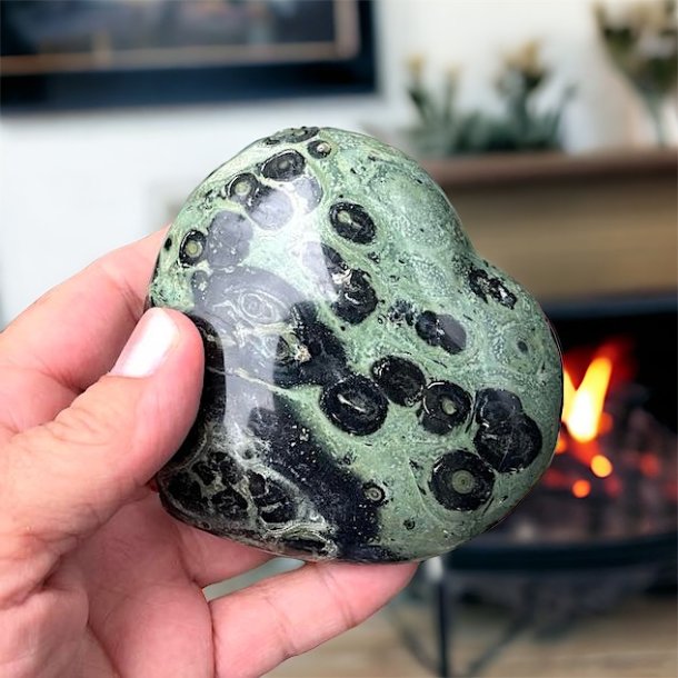 Hjerte i kambaba jaspis UNIKA  Ml: 8,5 x 8 x 4,1cm