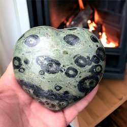 Hjerte i kambaba jaspis UNIKA  Ml: 8,5 x 8 x 4,1cm