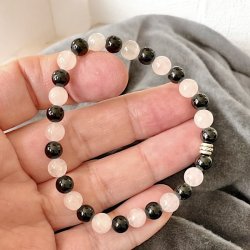 Krystal armb�nd til beskyttelse | 6 og 7 mm stenperler | M�l 16 - 17 cm
