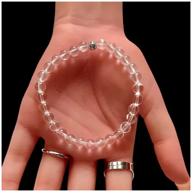 Bjergkrystal armbnd 6 mm  hndlavet smykke med charm (16,518 cm)
