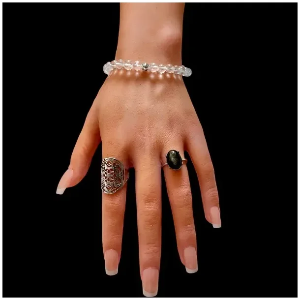 Bjergkrystal armbnd 6 mm  hndlavet smykke med charm (16,518 cm)